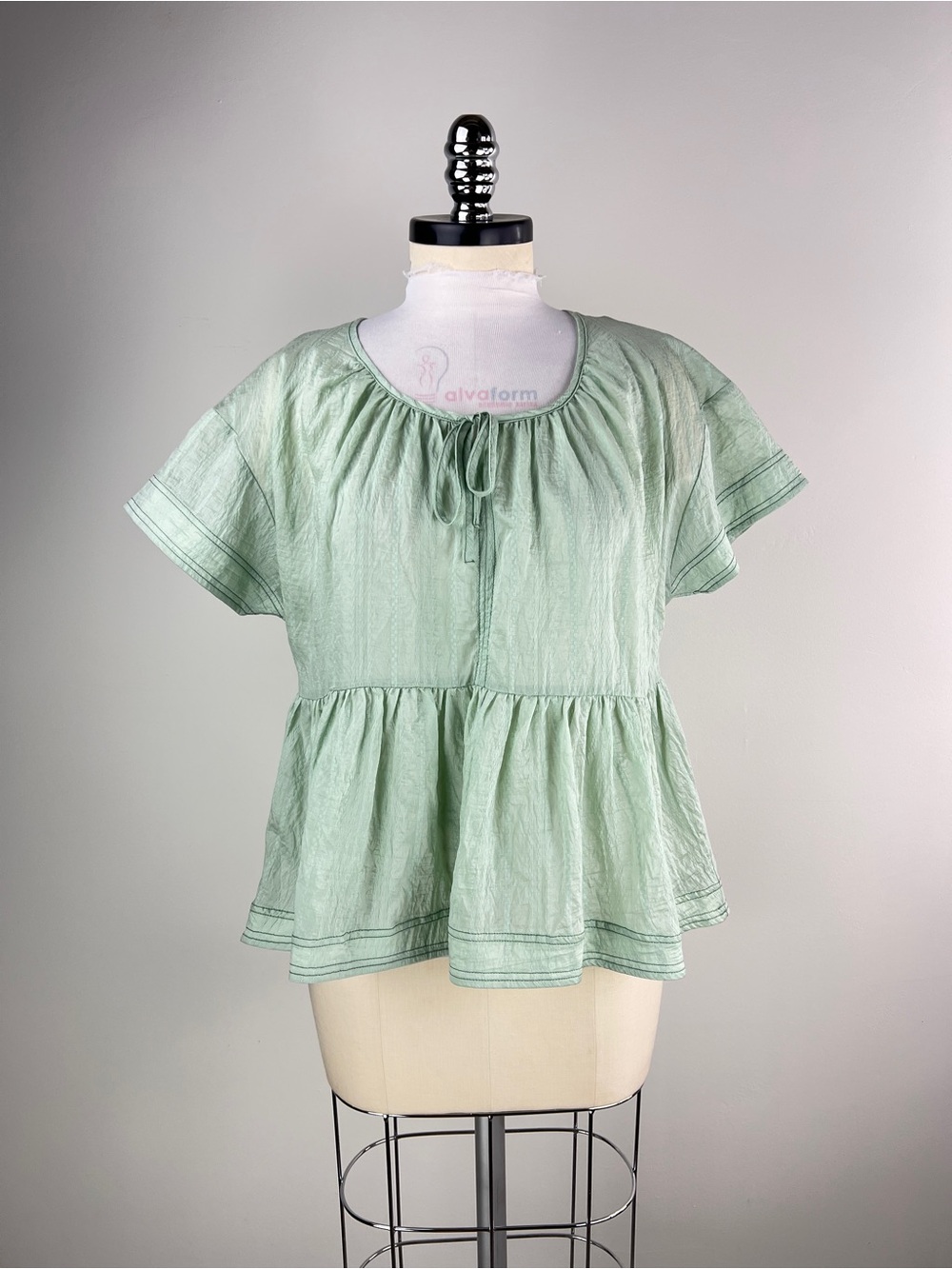 💚 3848. Sage Green Peplum Short-Sleeve Top